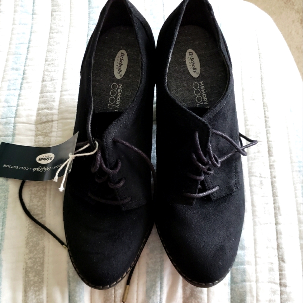 Dr. Scholls memory foam cool fit tie up booties